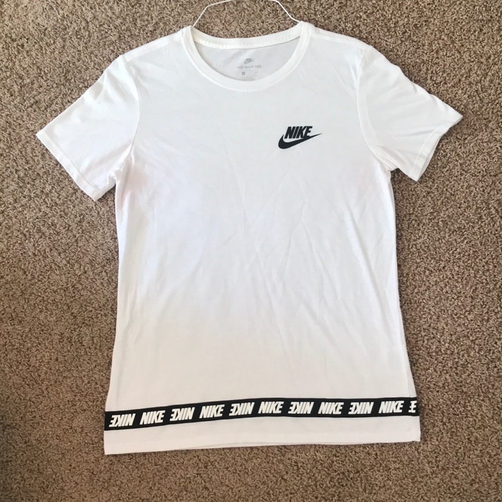 Nike Tee